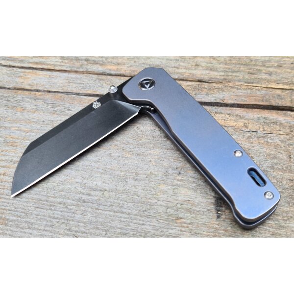 QSP Knife PENGUIN QS130-S Messer 154 CM Stahl Titangriff Kugellager