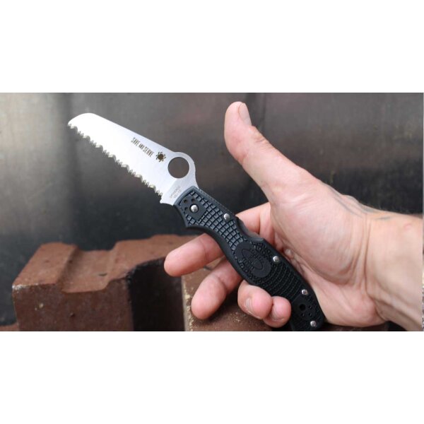 Spyderco Rescue 3 Lightweight Thin Red Line SpyderEdge VG-10 FRN  Schwarz 01SP1157