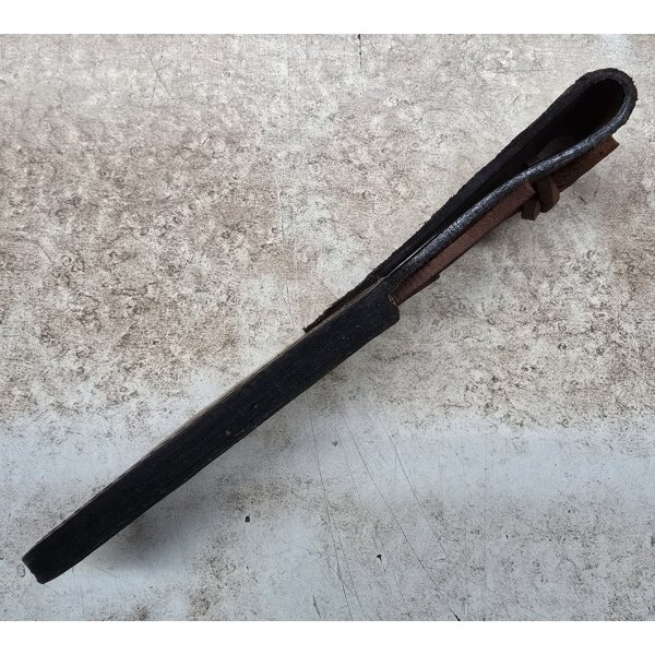 Robuste Lederscheide aus Pakistan für Fahrtenmesser Klingenlänge bis 15 cm