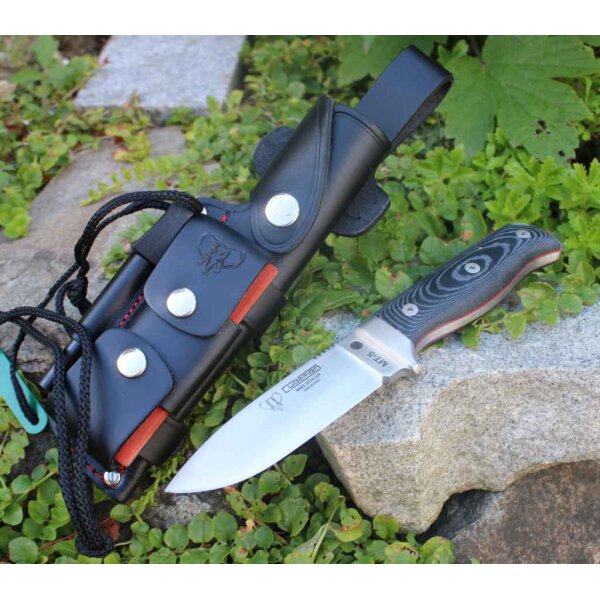 Cudeman MT-5 N695 Micarta Schwarz inkl. Feuerstarter Paracord Schärfer Lederscheide