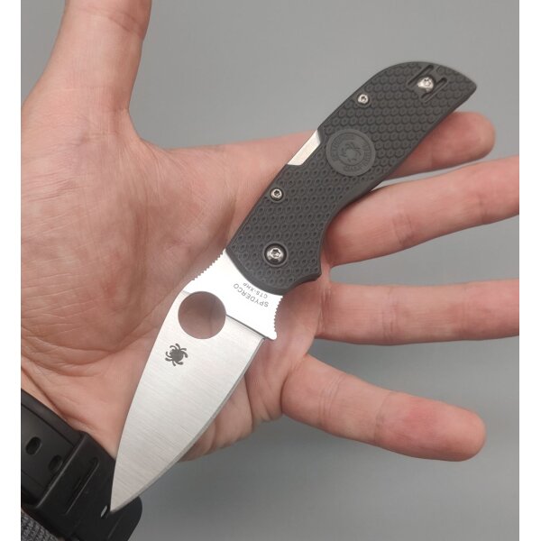 Spyderco Chaparral Lightweight CTS-XHP FRN Griff Grau Grey 01SP338