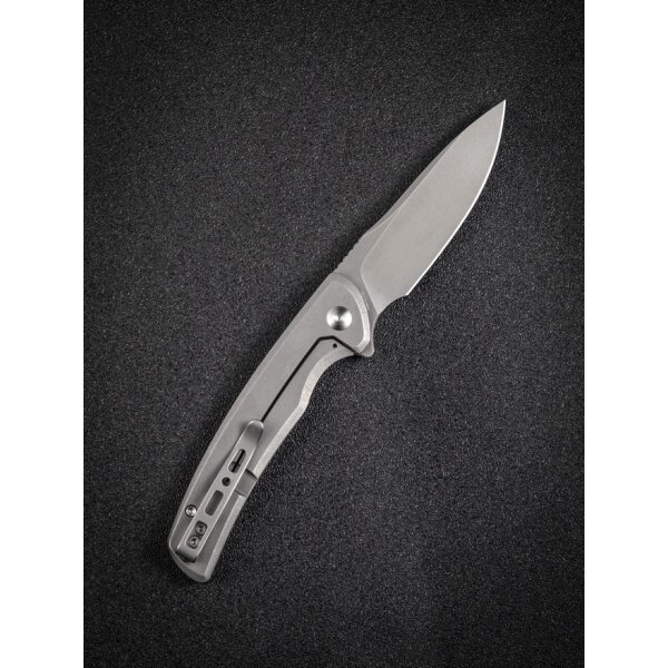 Sencut Tynan Folder Gray Stonewashed Stainless Steel