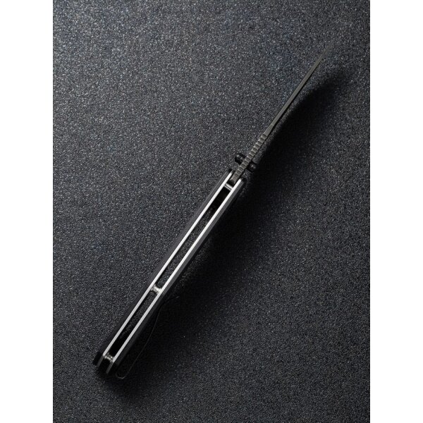 Sencut Actium Folder Black G10 Black Stonewashed