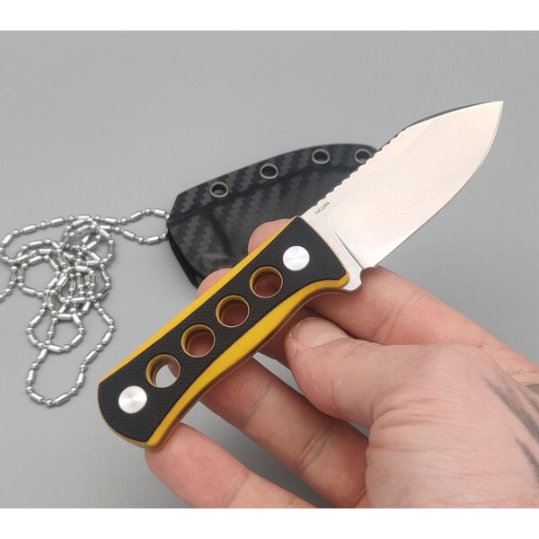 QSP Knife CANARY Neck Knife QS141-A1 mit Kydxscheide Black/Yellow