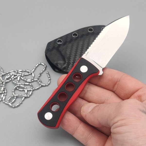 QSP Knife CANARY Neck Knife QS141-B1 mit Kydxscheide Black/Red