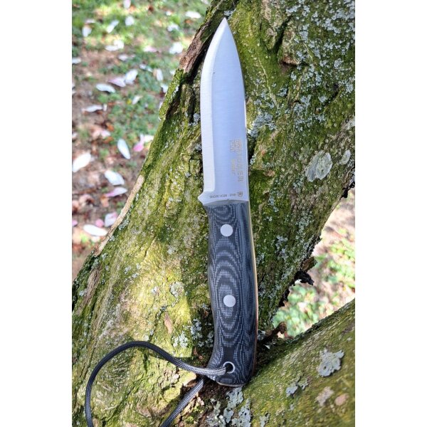 Joker Ember 14C28N Micarta Schwarz inkl. Feuerstarter Paracord Dangler Lederscheide