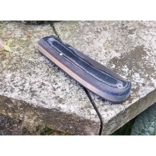 J&V Forester Tucan Micarta Negra Taschenmesser