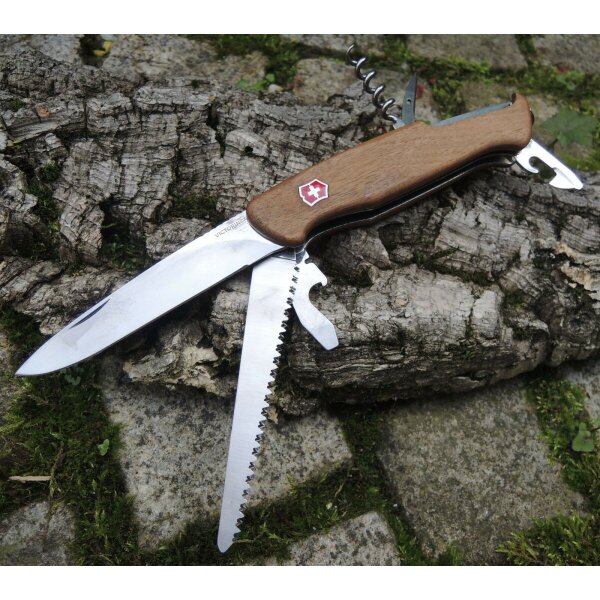 Victorinox RangerWood 55 Schweizer Offiziersmesser Nussholz