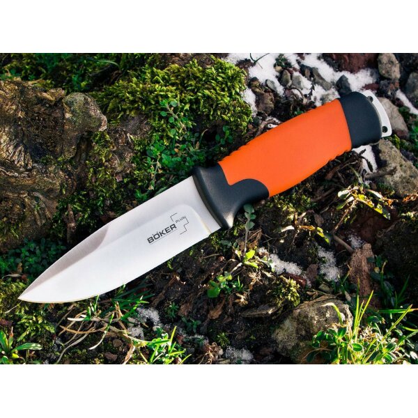 Böker Plus Outdoorsman XL 12C27 Gummi Orange inkl. Nylonscheide 02BO014