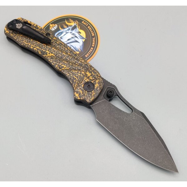QSP Knife Hornbill Golden Carbon S35VN Folder Blackwash
