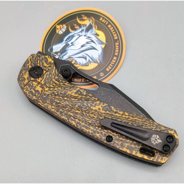 QSP Knife Hornbill Golden Carbon S35VN Folder Blackwash