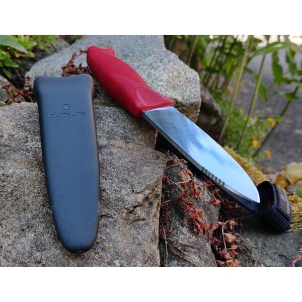 Victorinox Venture Red Outdoormesser rot Outdoor Bushcraft mit Scheide