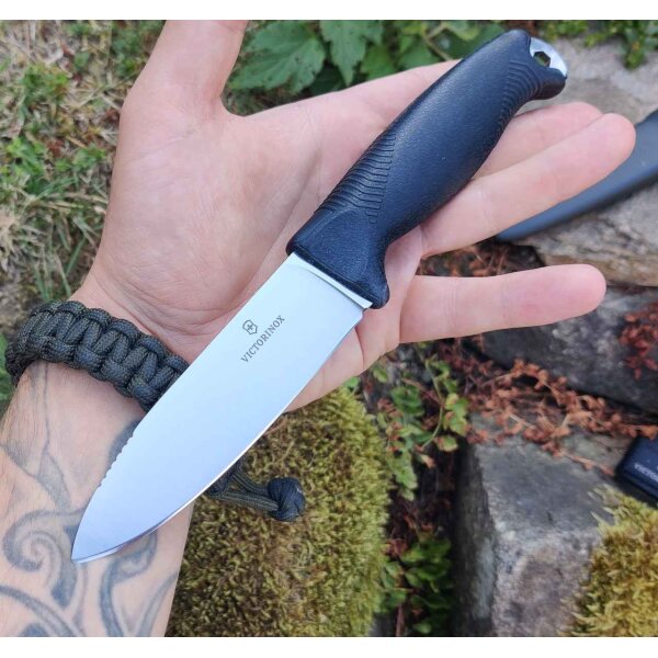 Victorinox Venture Black Outdoormesser Outdoor Bushcraft mit Scheide