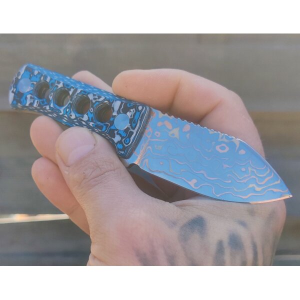 QSP Knife Canary Neck Knife QS141-G Copper Damast Kohlefaser