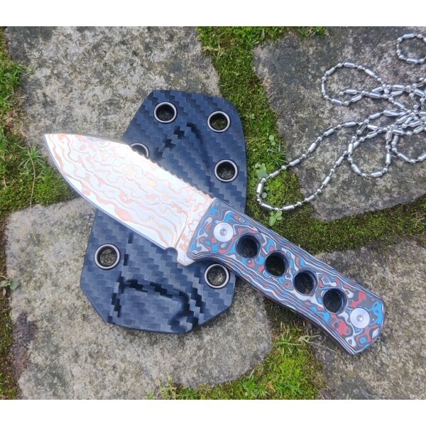 QSP Knife Canary Neck Knife QS141-H Copper Damast Kohlefaser